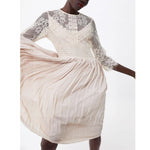 robe-blanche-dentelle-boheme-chic style