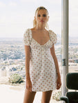 robe-blanche-hippie-courte