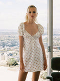 robe-blanche-hippie-courte