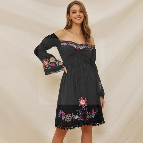 robe-boheme-chic-dentelle-noire