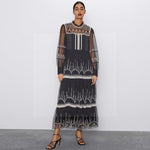 robe-longue-boheme-chic-manches-longues-et-ras-de-cou