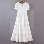 robe-boheme-blanche-dentelle-longue femme
