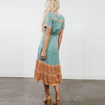 robe-longue-boheme-imprimee-tie-dye style